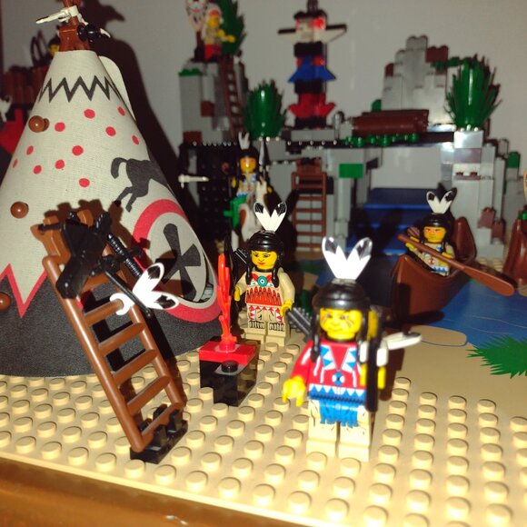 Like new large Wild West Village, 6766 - Picture 13 of 16